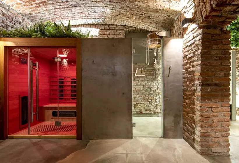 Fotos del hotel Miss Sophie's New Town & Wellness:  13