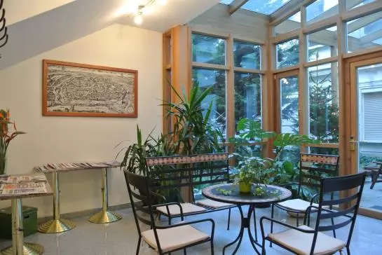 Fotos del hotel Pension Schönbrunn:  3