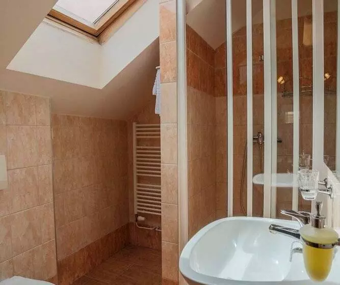 Fotos del hotel Pension U Lilie:  13