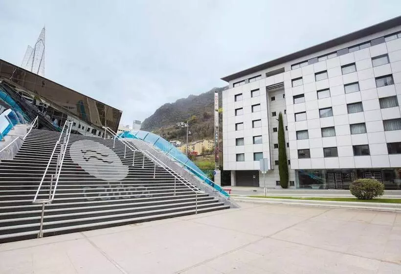 Fotos del hotel YOMO Mola Park:  76