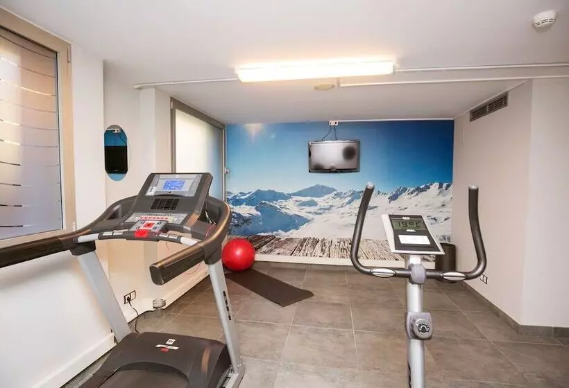 Fotos del hotel YOMO Mola Park:  63