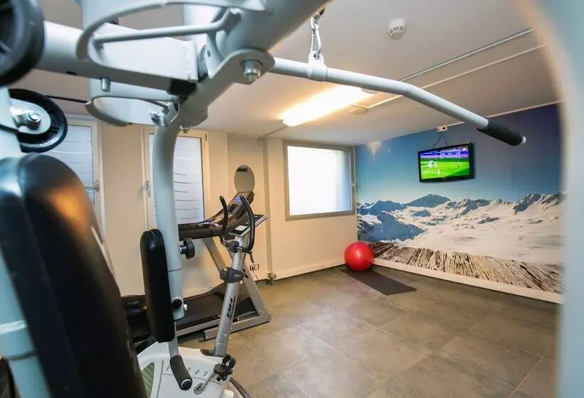 Fotos del hotel YOMO Mola Park:  61