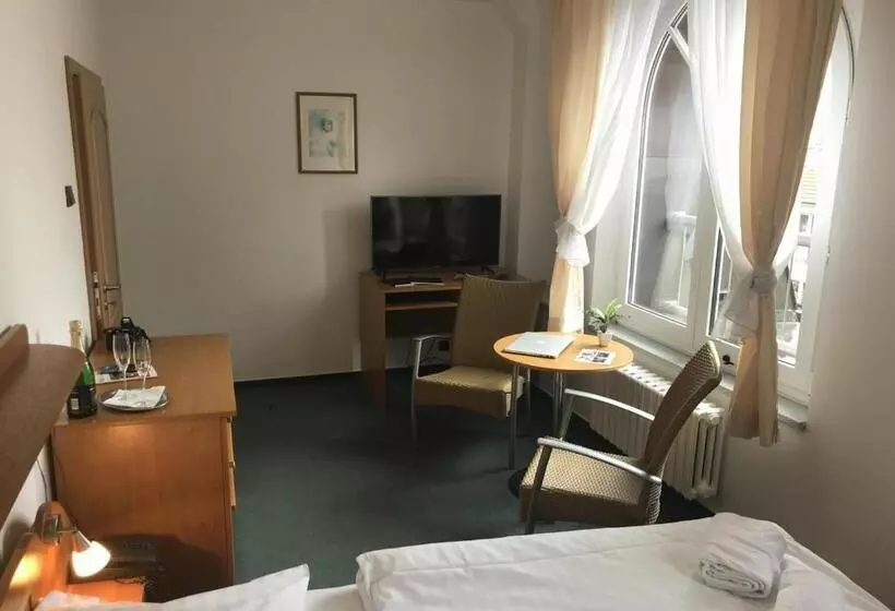 Fotos del hotel Otar:  16