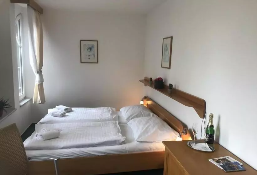 Fotos del hotel Otar:  10