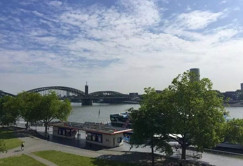 Fotos del hotel Hayk Altstadthotel & Appartements:  21