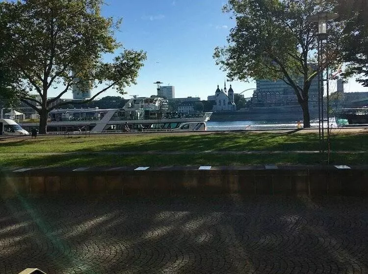 Fotos del hotel Hayk Altstadthotel & Appartements:  3