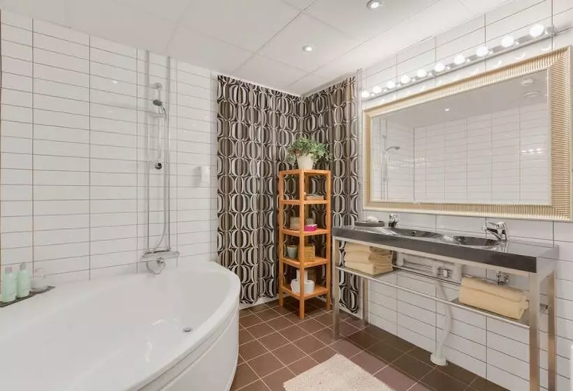 Fotos del hotel L Fyrislund:  7