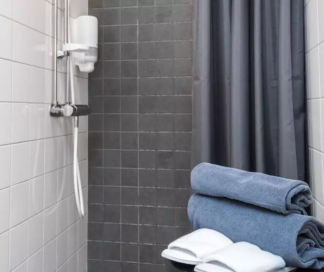 Fotos del hotel L Fyrislund:  24