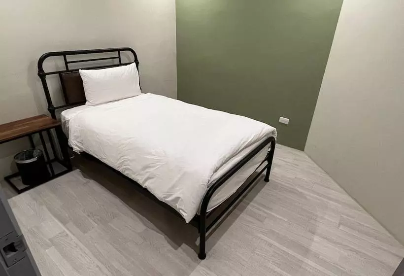 Fotos del hotel Saint Hostel:  6