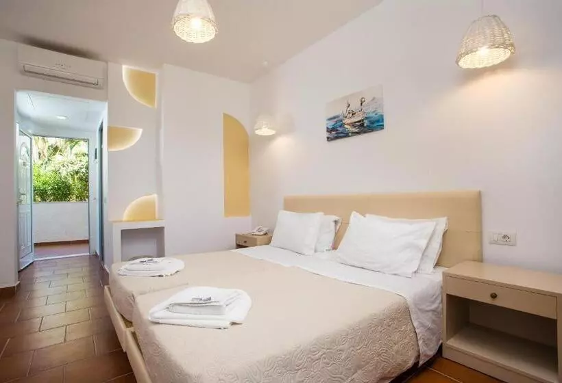 Fotos del hotel Muses:  12