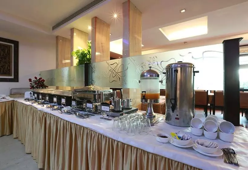 Fotos del hotel Airport Residency:  24