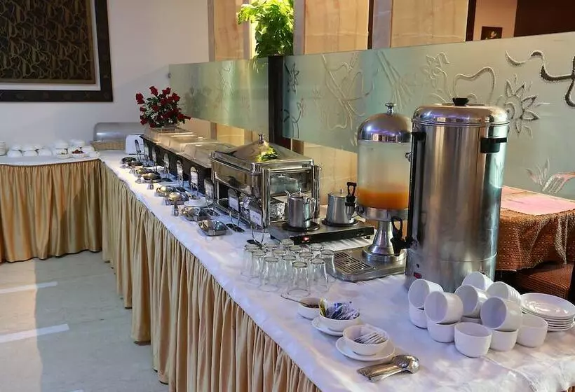 Fotos del hotel Airport Residency:  25