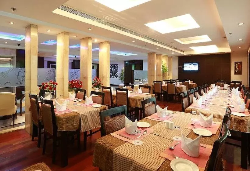 Fotos del hotel Airport Residency:  8