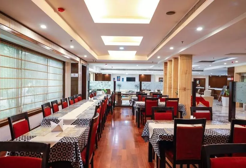 Fotos del hotel Airport Residency:  18