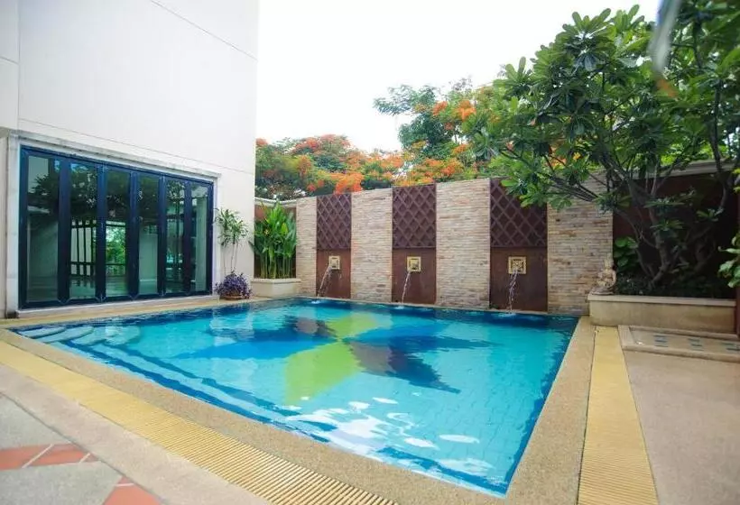 Fotos del hotel Diamond City Place:  2