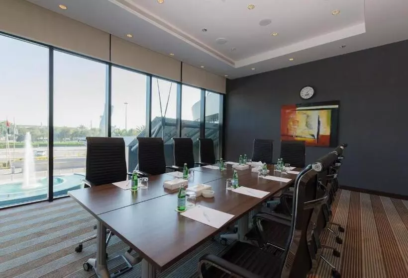 Fotos del hotel Holiday Inn Abu Dhabi, An Ihg:  16