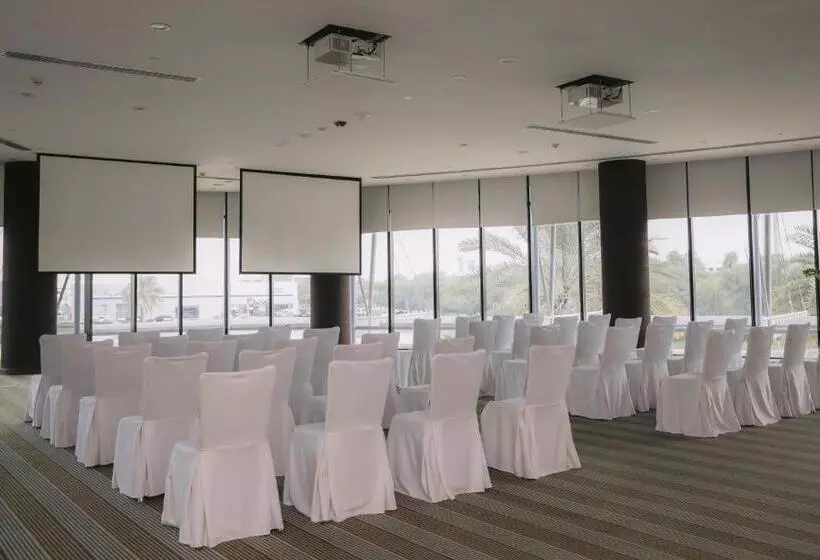 Fotos del hotel Holiday Inn Abu Dhabi, An Ihg:  8