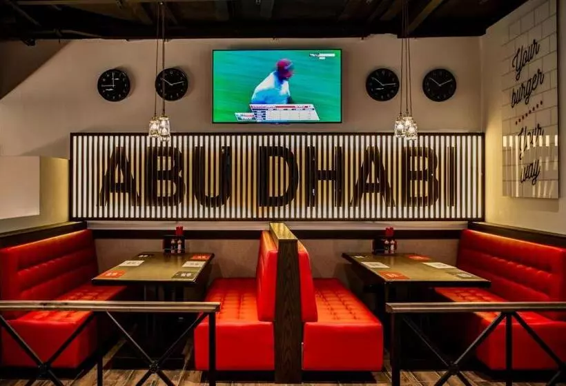 Fotos del hotel Holiday Inn Abu Dhabi, An Ihg:  12