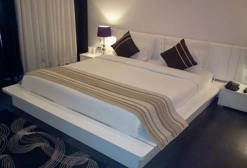 Fotos del hotel United21 Citymark  Gurgaon:  13