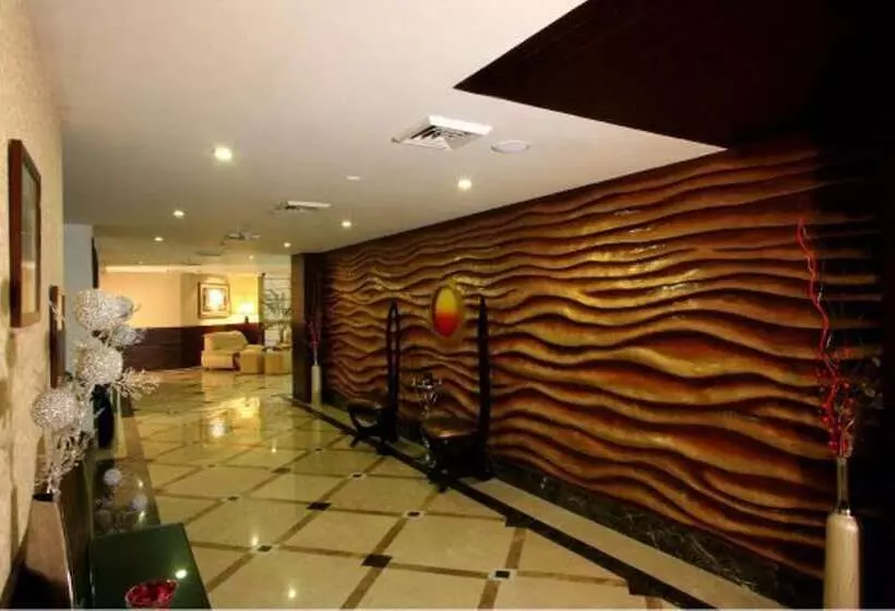 Fotos del hotel United21 Citymark  Gurgaon:  3
