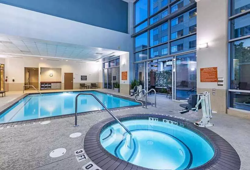 Fotos del hotel Embassy Suites By Hilton Houston-energy Corridor:  3