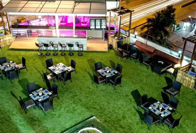 Fotos del hotel Gokulam Park Sabari Omr:  24