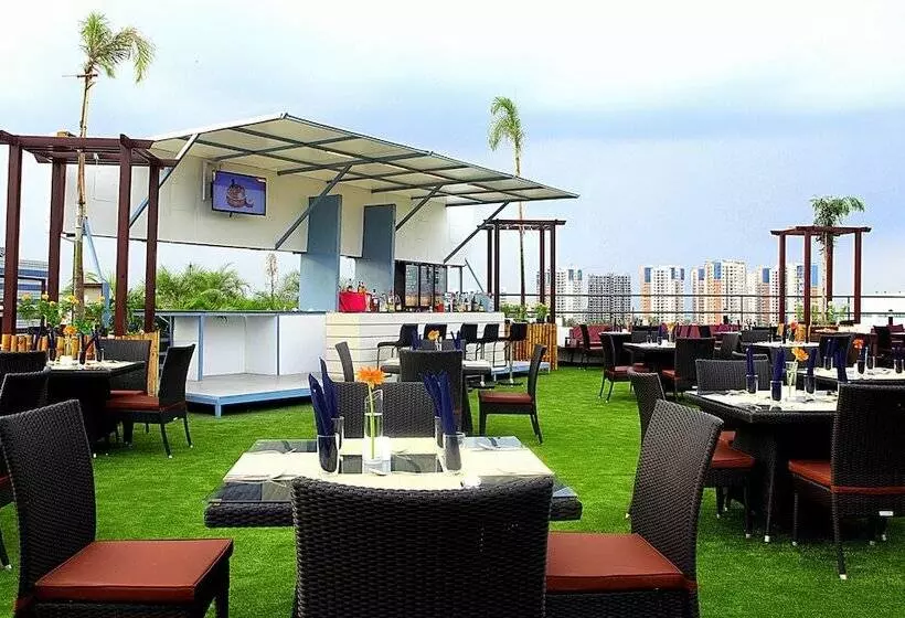 Fotos del hotel Gokulam Park Sabari Omr:  21