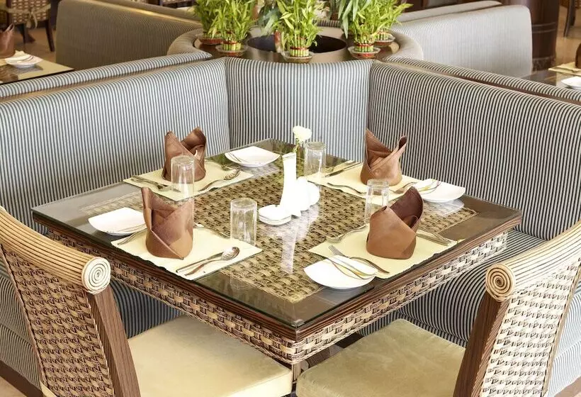 Fotos del hotel Gokulam Park Sabari Omr:  7