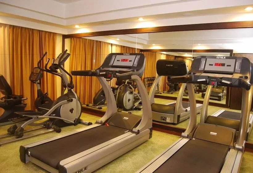 Fotos del hotel Gokulam Park Sabari Omr:  12