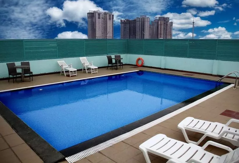 Fotos del hotel Gokulam Park Sabari Omr:  2