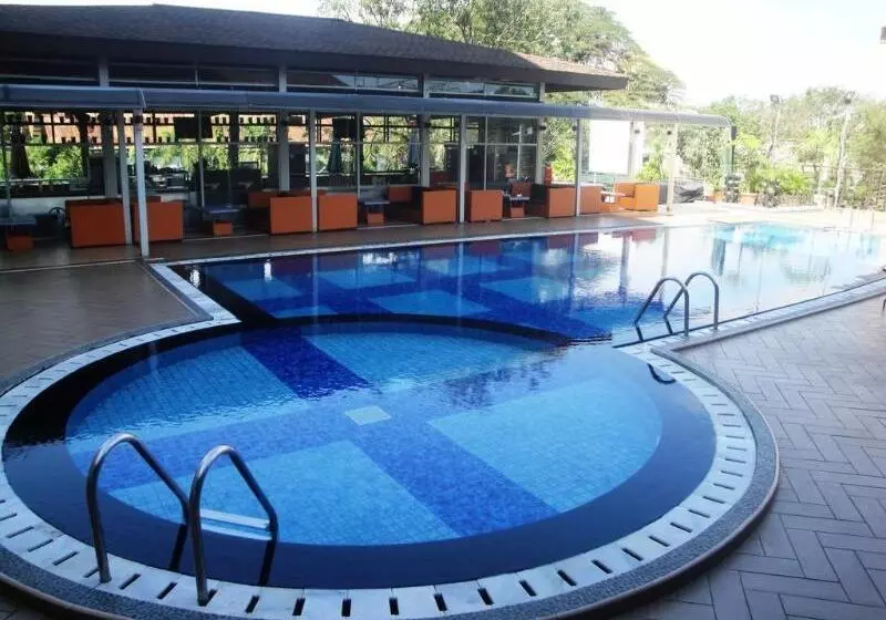 Fotos del hotel Horison Ultima Makassar:  3