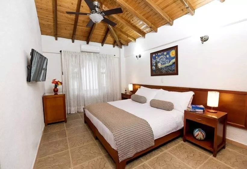 Fotos del hotel La Campana  Boutique:  25