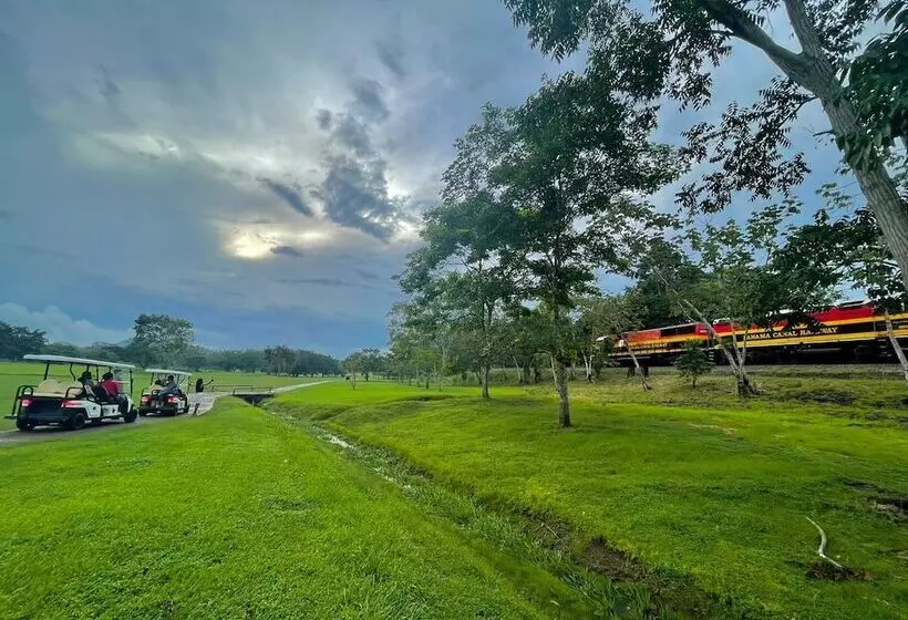 Fotos del hotel Summit Rainforest & Golf Resort:  21