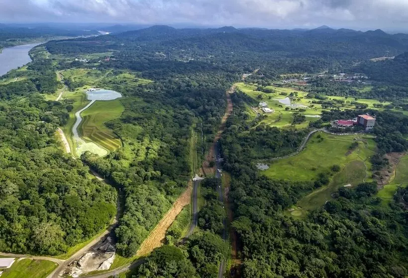 Fotos del hotel Summit Rainforest & Golf Resort:  18