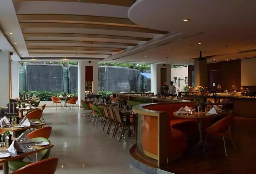 Fotos del hotel Taj Chandigarh:  13