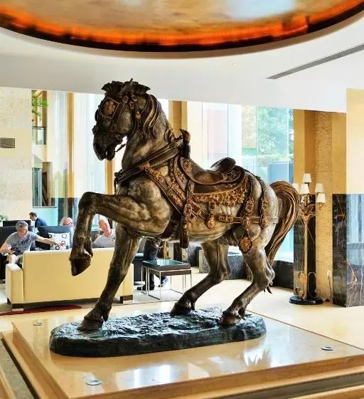 Fotos del hotel Taj Chandigarh:  9