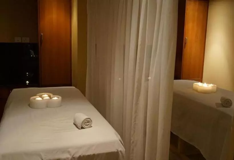 Fotos del hotel Taj Chandigarh:  25