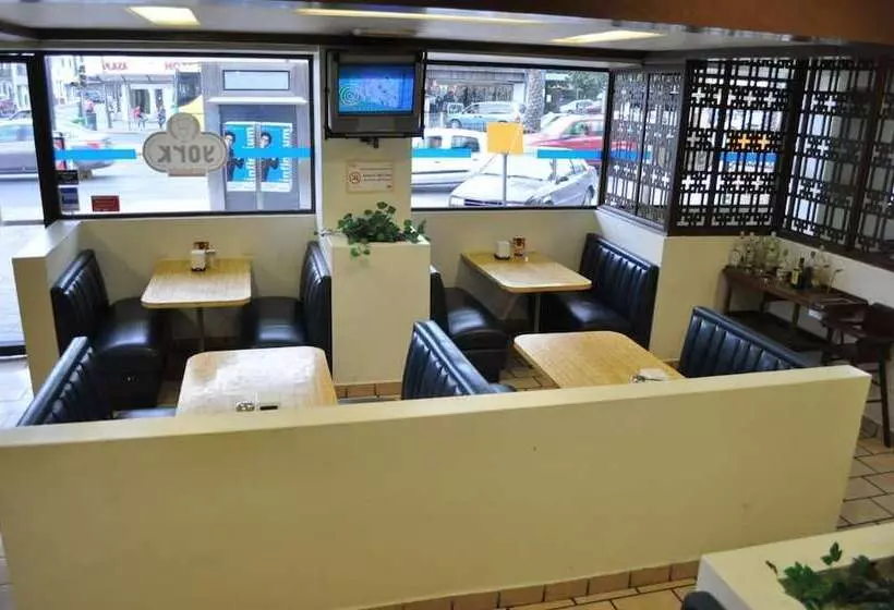 Fotos del hotel Hotel 5a Avenida:  6