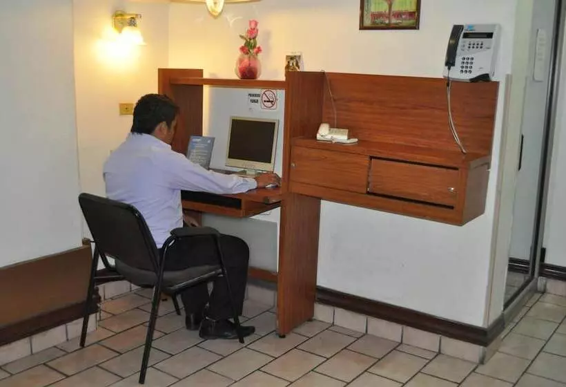 Fotos del hotel Hotel 5a Avenida:  12