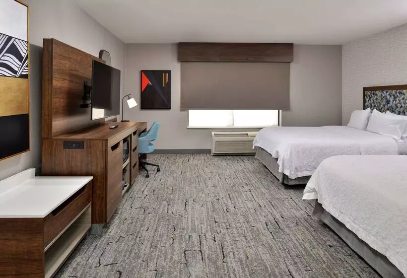 Hampton Inn & Suites Las Vegas Airport