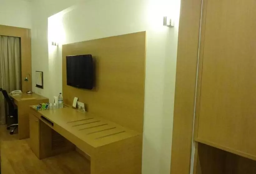 Fotos del hotel Lemon Tree Premier Hitec City Hyderabad:  12