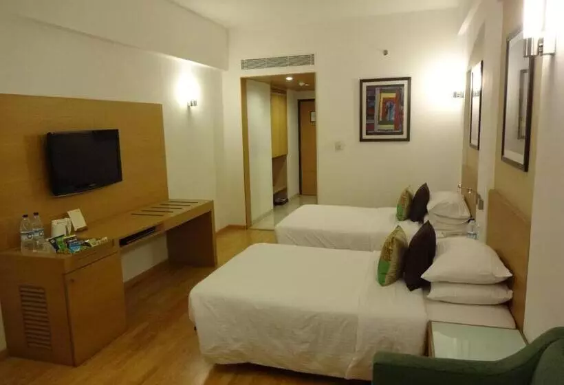 Fotos del hotel Lemon Tree Premier Hitec City Hyderabad:  2