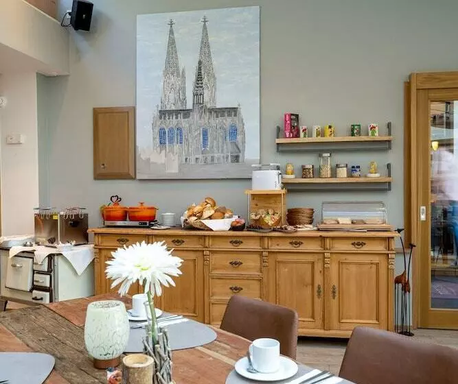 Fotos del hotel Triton:  4