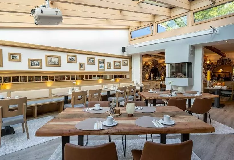 Fotos del hotel Triton:  10