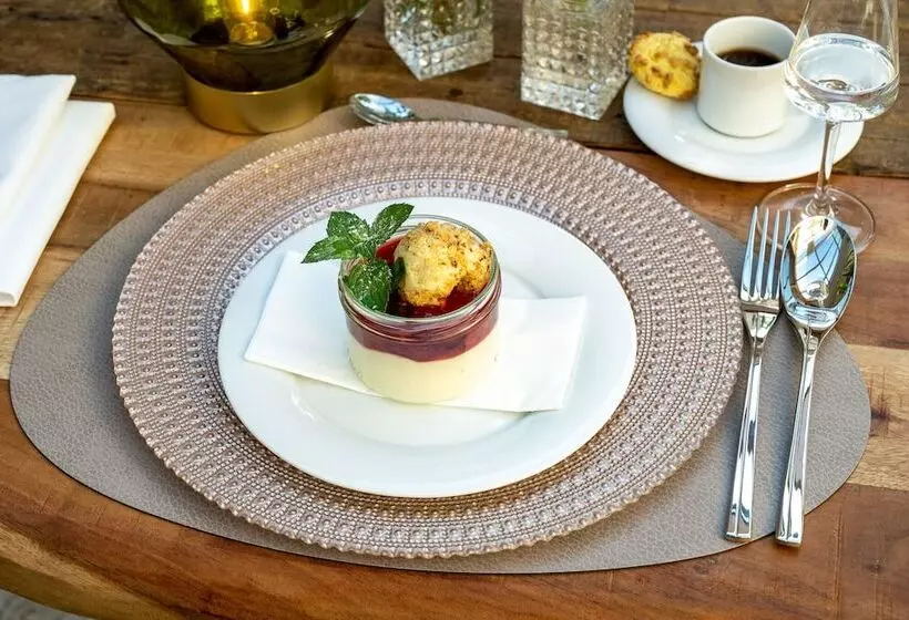 Fotos del hotel Triton:  21