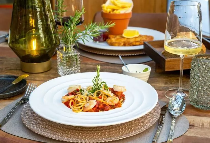 Fotos del hotel Triton:  19