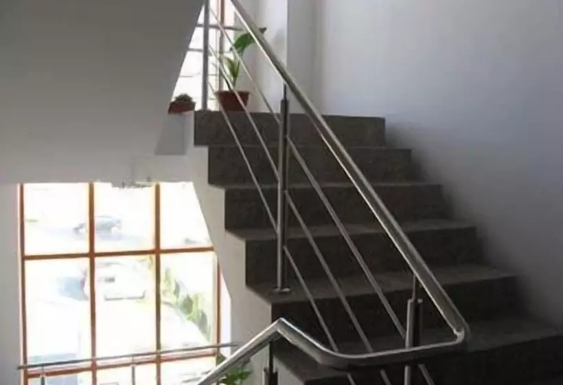 Fotos del hotel Plus Hotel:  15