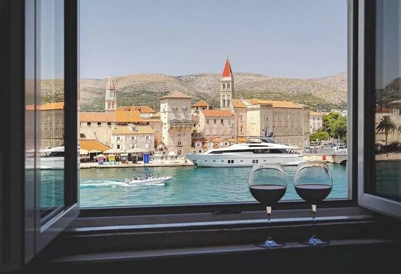 Fotos del hotel Vila Sikaa:  5