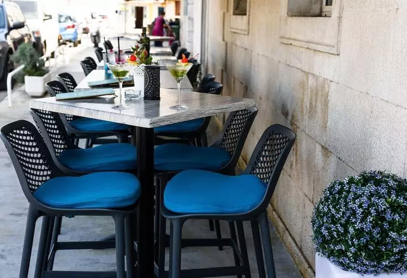 Fotos del hotel Vila Sikaa:  8