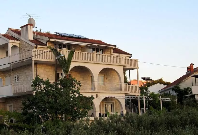 Fotos del hotel Villa Pape:  14